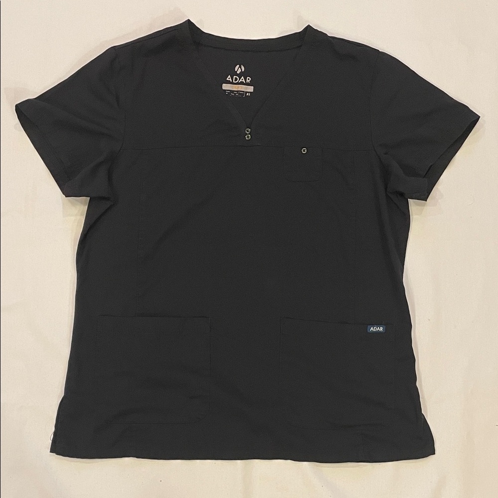 Adar Women’s Black Short Sleeve Scrub Top Size XL